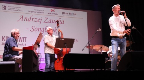 W zwoleńskim kinie ŚWIT odbyła się wyjątkowa muzyczna uczta - koncert  Andrzej Zaucha - songbook.