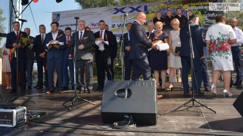  XXI DOŻYNKI POWIATOWE Zwoleń 2019 zgromadziły tłumy mieszkańców powiatu
zwoleńskiego.